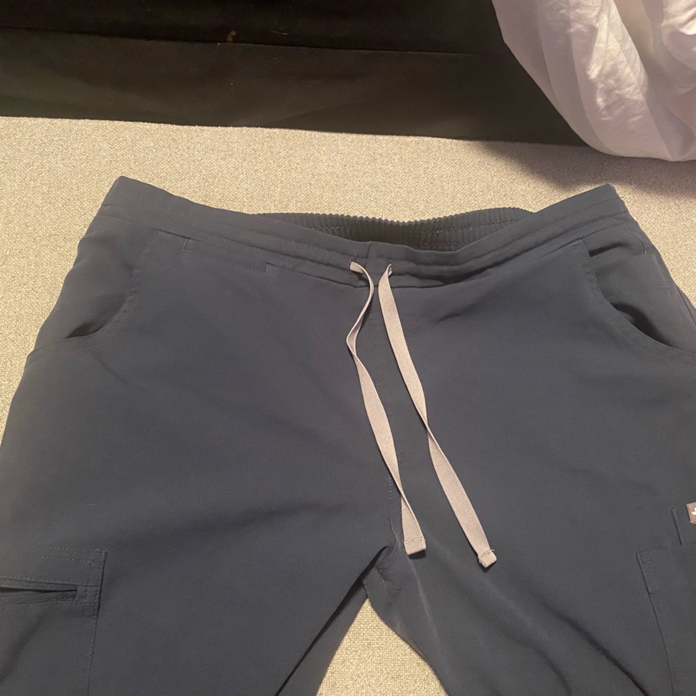 Figs blue harbor scrub bottoms